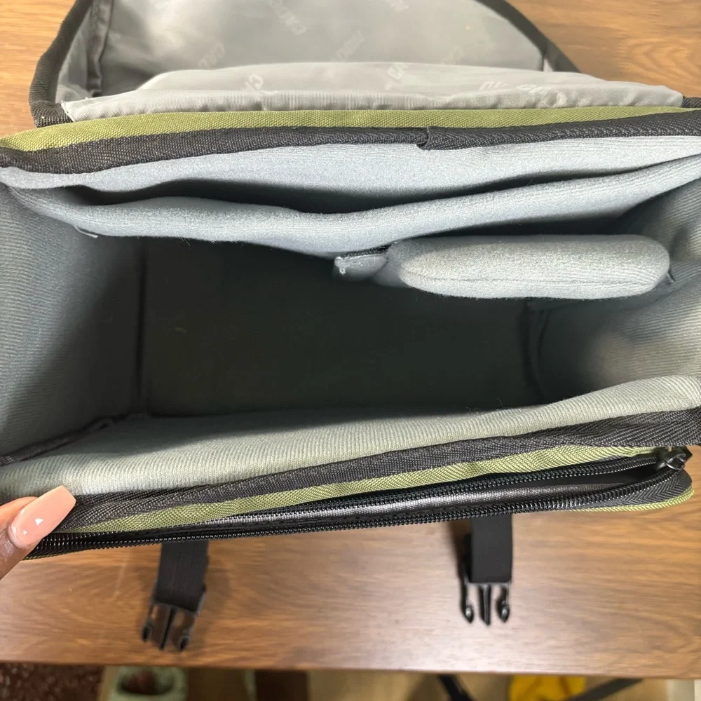 Green Camera Bag for‎ Men
